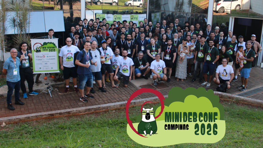Group photo of the MiniDebConf Campinas 2026